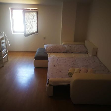 Apartmani Nea Biograd Na Moru Eksteriør bilde