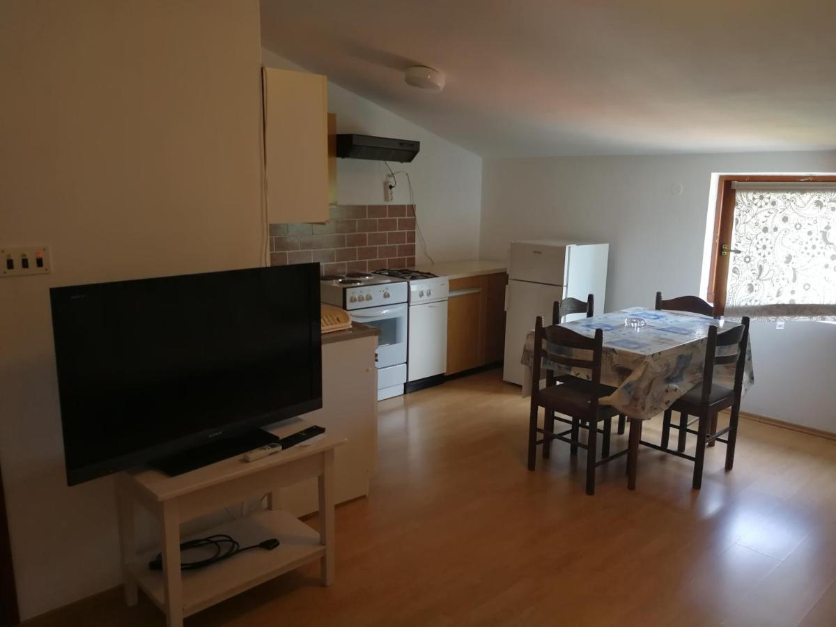 Apartmani Nea Biograd Na Moru Eksteriør bilde