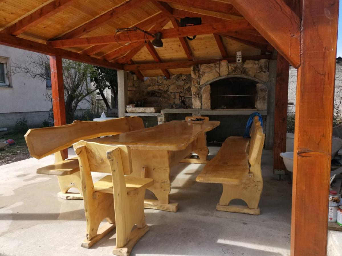 Apartmani Nea Biograd Na Moru Eksteriør bilde