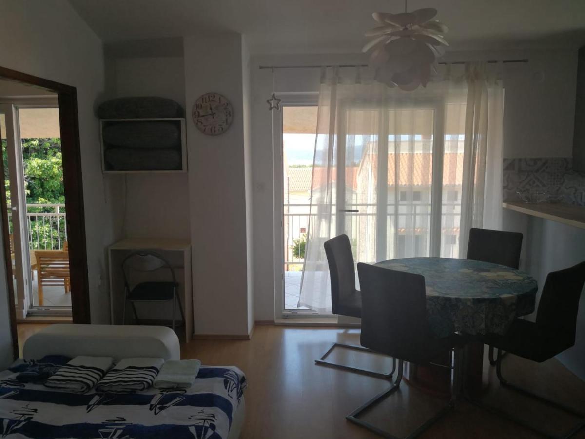 Apartmani Nea Biograd Na Moru Eksteriør bilde