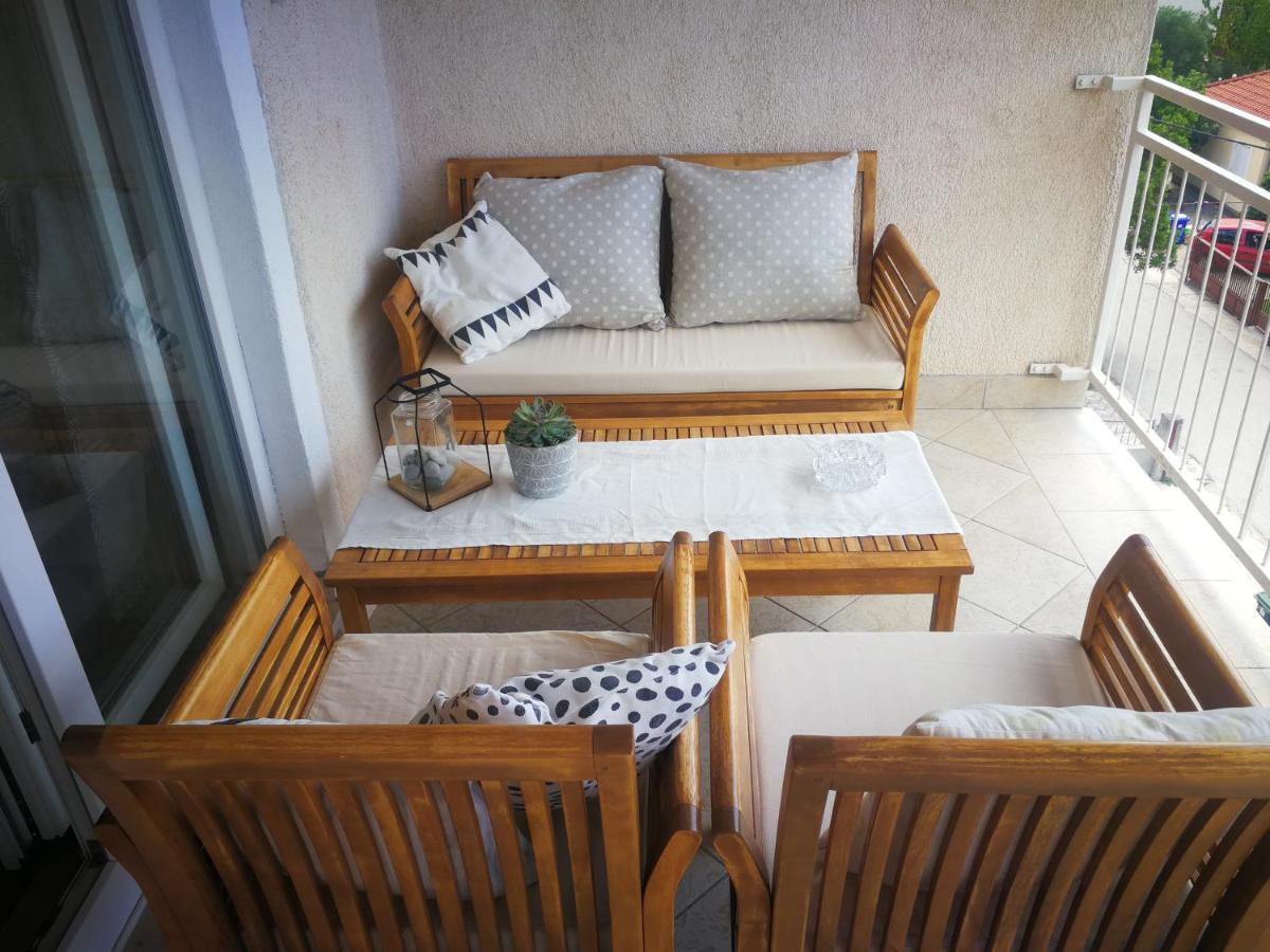 Apartmani Nea Biograd Na Moru Eksteriør bilde