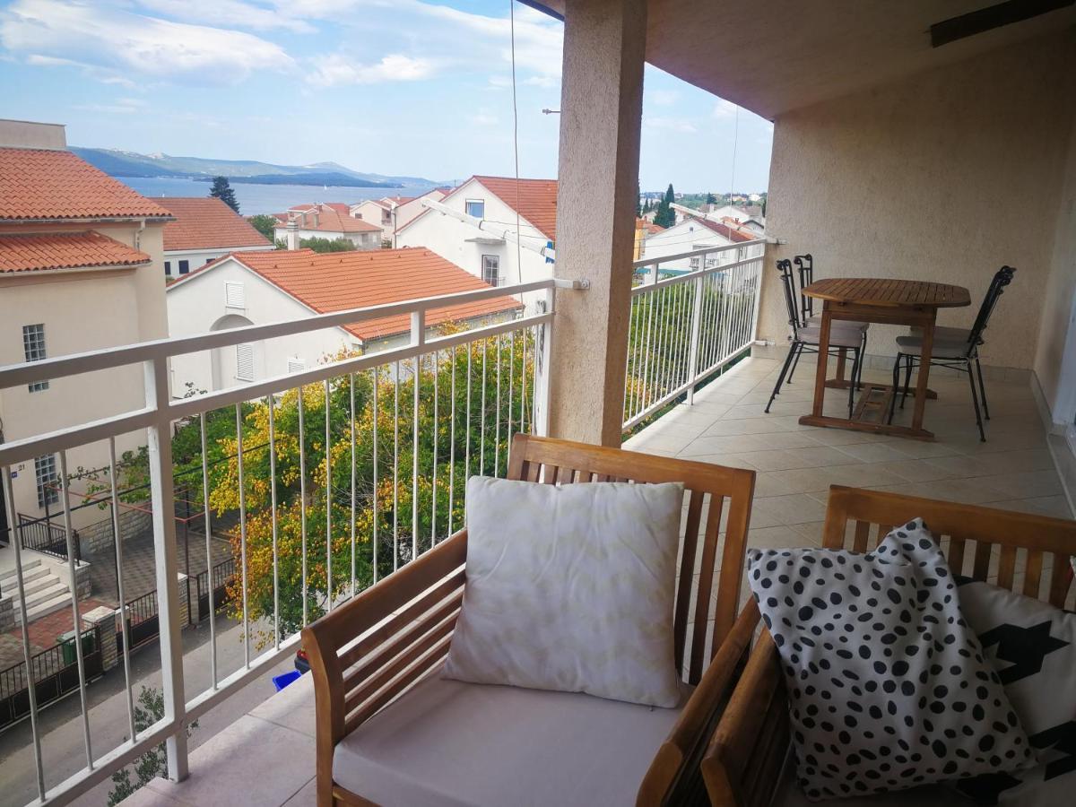 Apartmani Nea Biograd Na Moru Eksteriør bilde